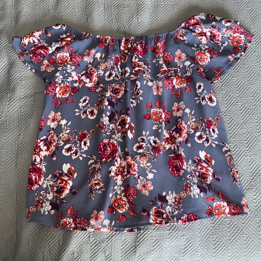 Xhilaration top